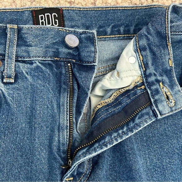 BDG Urban Outfitter Blue Denim Bootcut Jean 26, Button/Zipper - Picture 10 of 11
